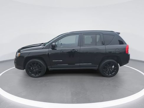 Used 2012 Jeep Compass Latitude w/ Altitude Pkg image 7