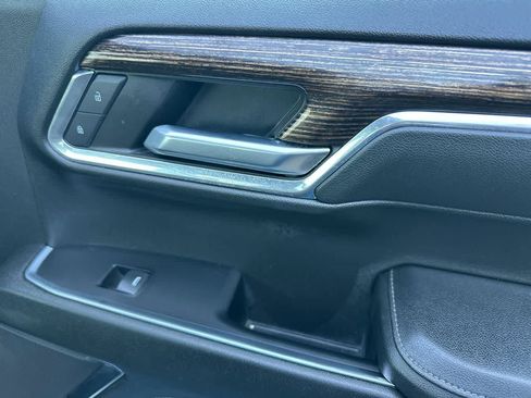 Used 2024 GMC Sierra 1500 Elevation image 26