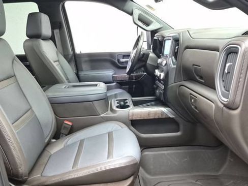 Used 2022 GMC Sierra 3500 Denali w/ Denali Ultimate Package AWD/4WD image 30