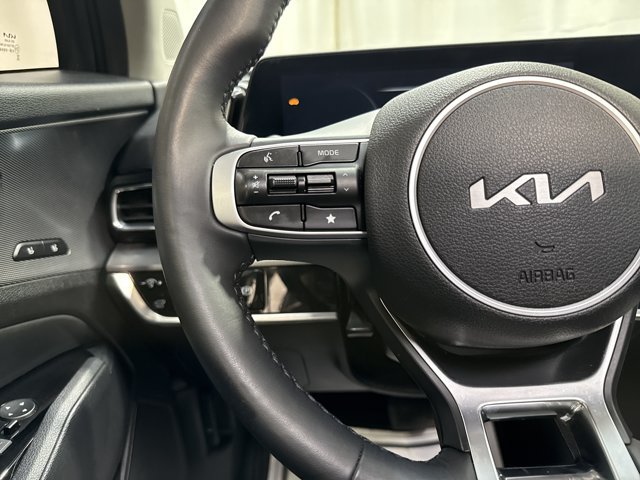 Certified 2025 Kia Sportage SX FWD image 21