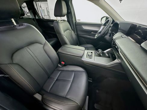 Used 2025 MAZDA CX-90 3.3 Turbo w/ Preferred Package image 35