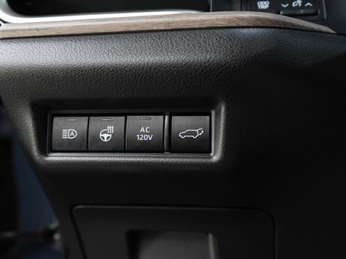 Used 2024 Toyota Grand Highlander AWD Hybrid image 29