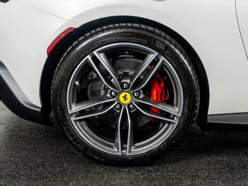 Used 2024 Ferrari Roma Base image 10