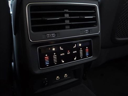 New 2026 Audi Q8 Premium Plus image 19