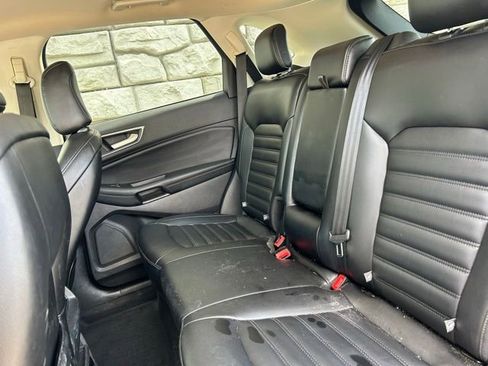Used 2021 Ford Edge SEL w/ Convenience Package AWD/4WD image 9