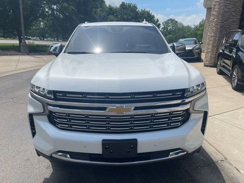 Used 2023 Chevrolet Tahoe Premier w/ Premium Package AWD/4WD image 8