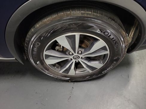 Used 2023 Nissan Murano SV AWD/4WD image 10