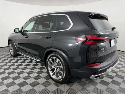 Used 2025 BMW X5 xDrive50e AWD/4WD image 5