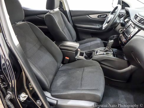 Used 2022 Nissan Rogue Sport S FWD image 29