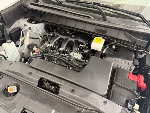 Used 2023 Nissan Pathfinder SV FWD image 56