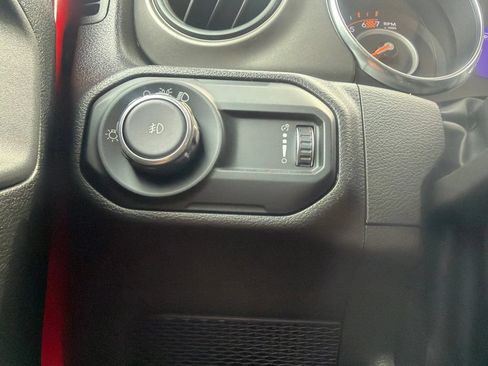 Used 2023 Jeep Wrangler Sport AWD/4WD image 21