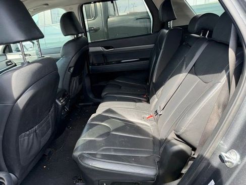 Used 2022 Hyundai Palisade SEL w/ 8P Bench Seat Package image 9