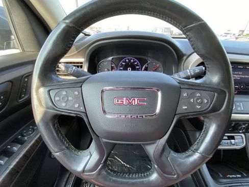 Used 2020 GMC Acadia Denali w/ LPO, Floor Liner Package AWD/4WD image 18
