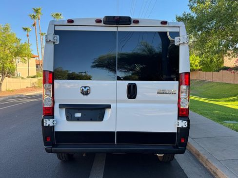 Used 2025 RAM ProMaster 2500 w/ U-Haul Equipment Group FWD image 4