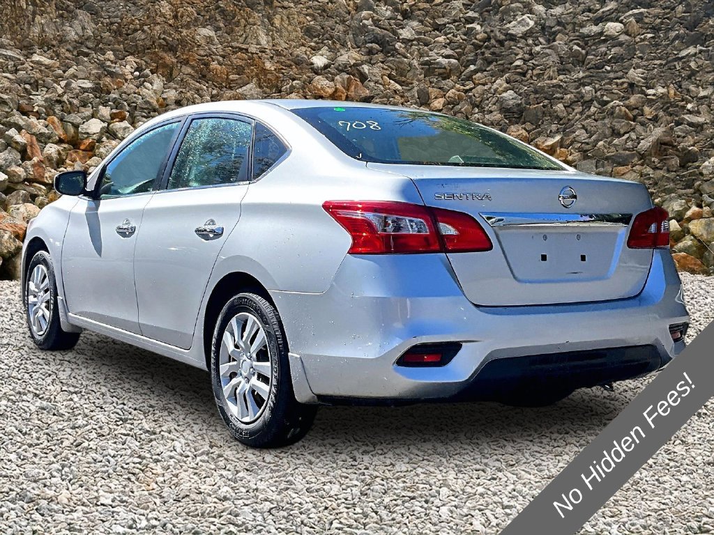 Used 2017 Nissan Sentra S FWD image 10