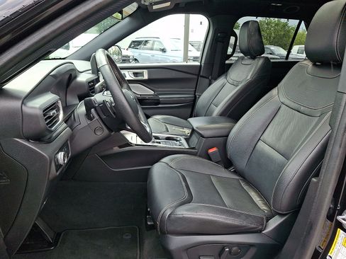 Certified 2023 Ford Explorer ST w/ Equipment Group 401A AWD/4WD image 17