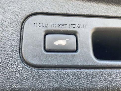 Used 2023 Acura MDX A-Spec image 26