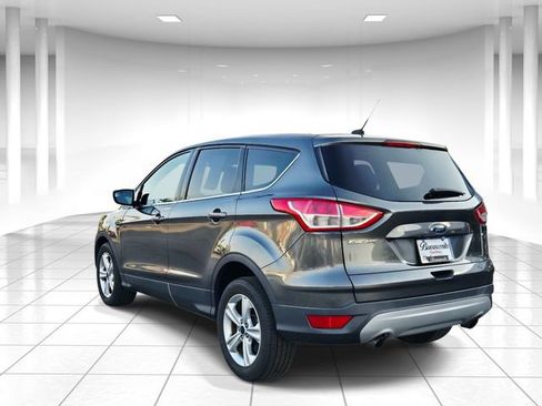 Used 2015 Ford Escape SE FWD image 3