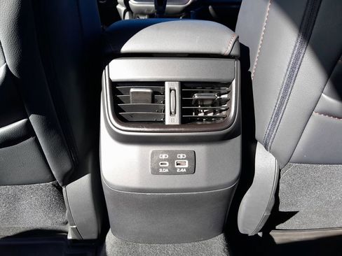 Used 2024 Subaru Legacy Sport image 31