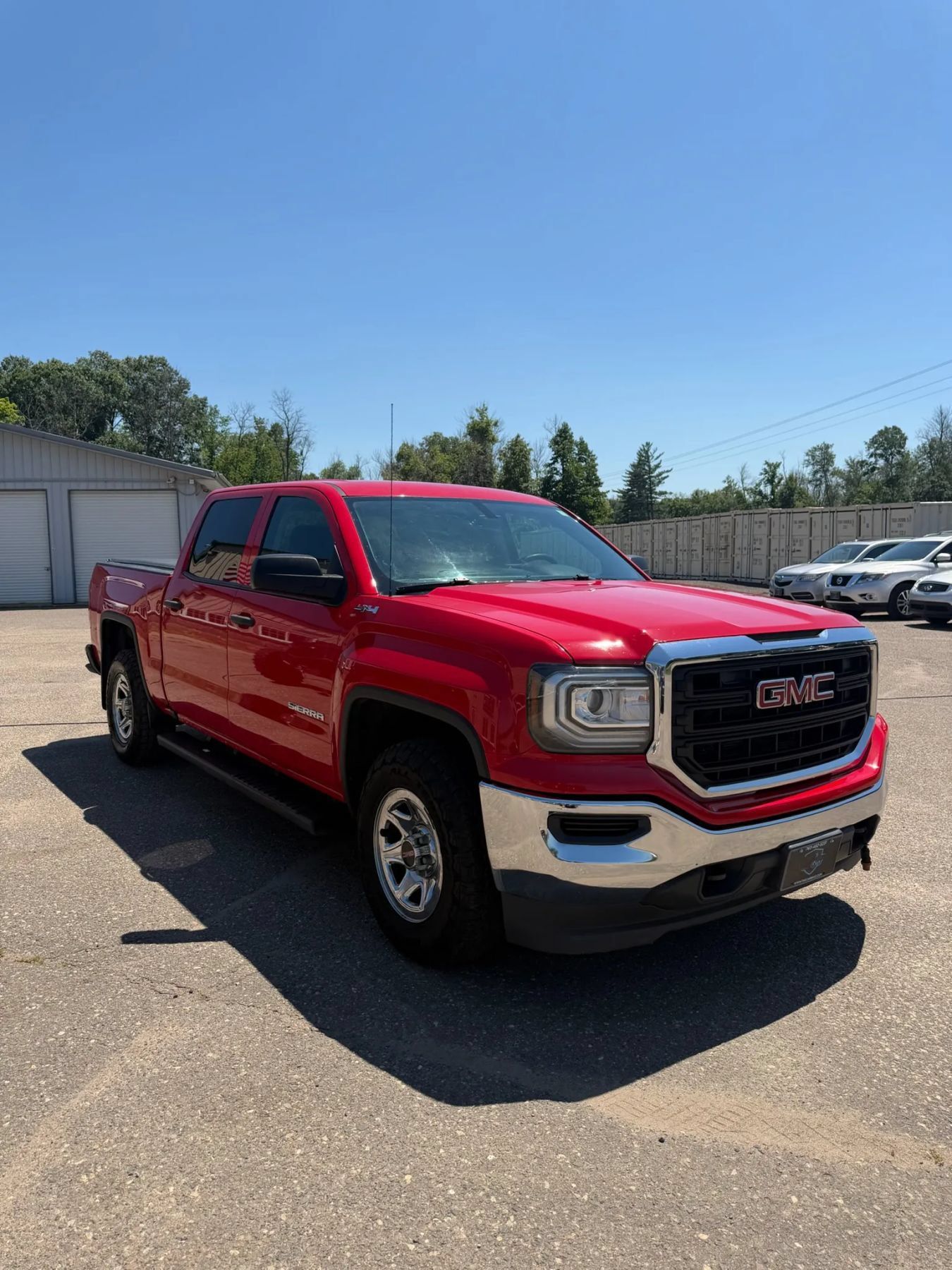 Used 2016 GMC Sierra 1500 4x4 Crew Cab w/ Sierra Appearance Package image 3