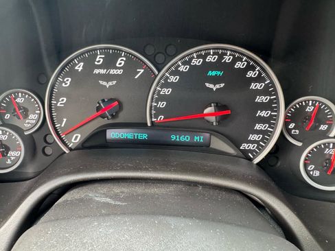 Used 2008 Chevrolet Corvette Coupe w/ Preferred Equipment Group RWD image 14