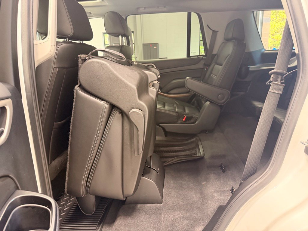 Used 2020 GMC Yukon Denali w/ Denali Premium Package AWD/4WD image 22