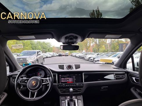 Used 2021 Porsche Macan S image 43