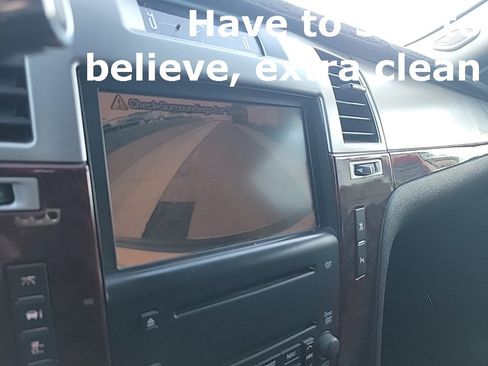 Used 2007 Cadillac Escalade AWD w/ Information Package image 32