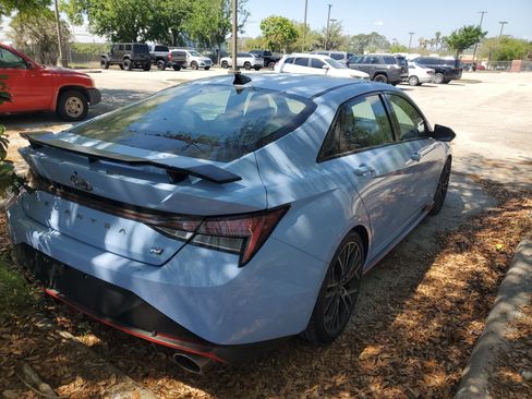 Used 2022 Hyundai Elantra N image 4