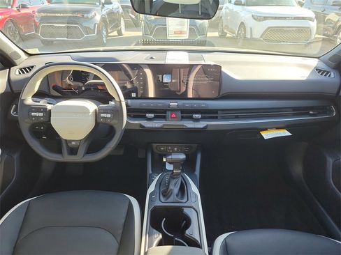 New 2026 Kia K4 GT-Line image 16