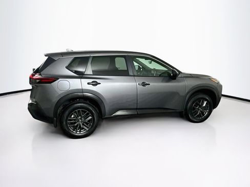 Used 2021 Nissan Rogue S FWD image 10