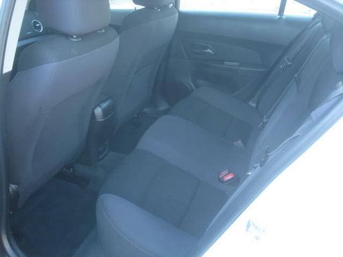 Used 2014 Chevrolet Cruze LT FWD image 12