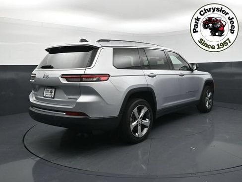 Used 2021 Jeep Grand Cherokee L Limited w/ Luxury Tech Group II AWD/4WD image 4