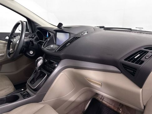 Used 2014 Ford Escape SE w/ Equipment Group 201A FWD image 39