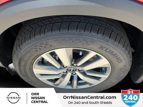 New 2026 Nissan Pathfinder SL AWD/4WD image 9
