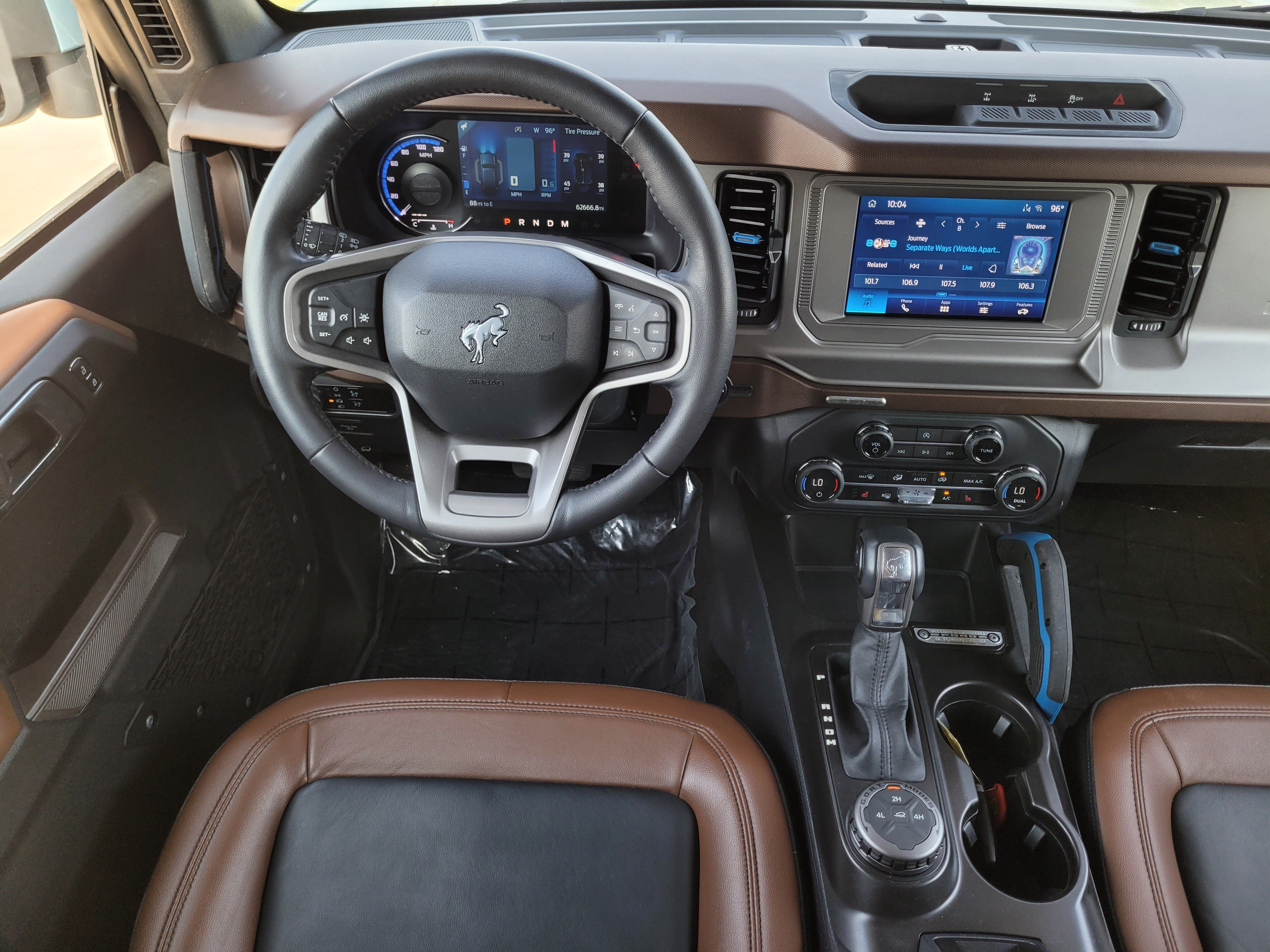 Used 2023 Ford Bronco Outer Banks AWD/4WD image 12