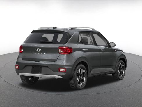 Used 2026 Hyundai Venue SEL FWD image 2