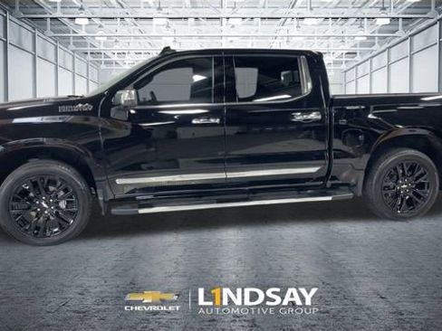 Used 2024 Chevrolet Silverado 1500 High Country w/ Technology Package image 6