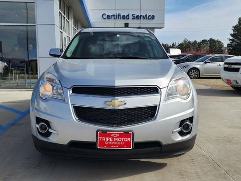 Used 2010 Chevrolet Equinox LT image 2