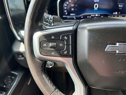 Used 2022 Chevrolet Silverado 1500 LT Trail Boss w/ Convenience Package II AWD/4WD image 30