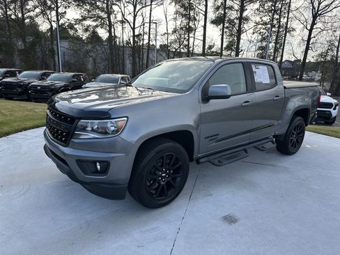 Used 2020 Chevrolet Colorado LT w/ Colorado RST Special Edition image 5