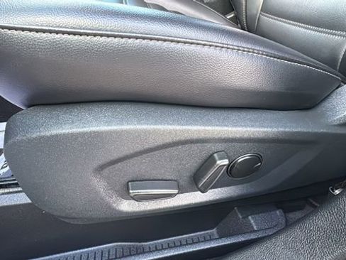 Certified 2024 Ford Edge SEL w/ Convenience Package image 8