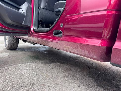 Used 2016 RAM 2500 Laramie AWD/4WD image 28