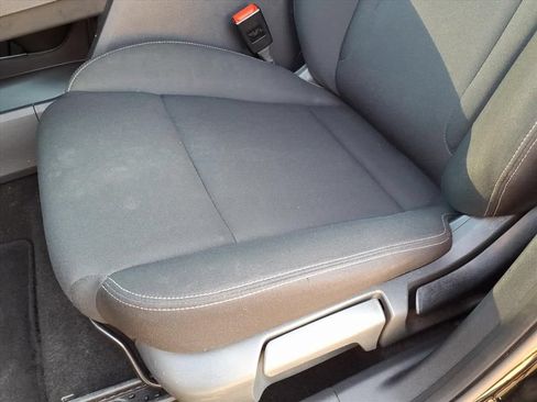 Used 2024 Nissan Rogue S FWD image 11