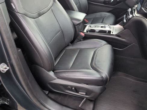 Used 2022 Ford Explorer ST w/ Equipment Group 401A AWD/4WD image 23