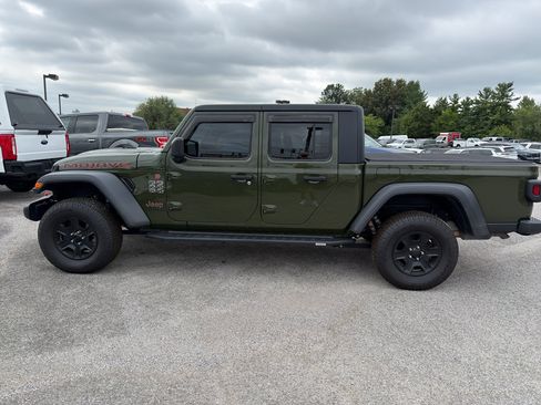 Used 2021 Jeep Gladiator Mojave w/ Trailer Tow Package AWD/4WD image 5
