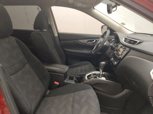 Used 2015 Nissan Rogue SV w/ SV Moonroof Package FWD image 21