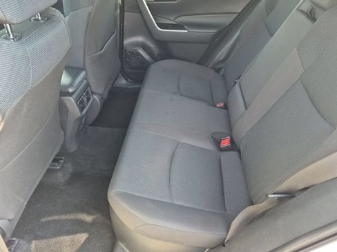 Certified 2025 Toyota RAV4 LE AWD/4WD image 24