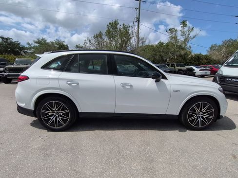 Used 2025 Mercedes-Benz GLC 43 AMG 4MATIC image 4
