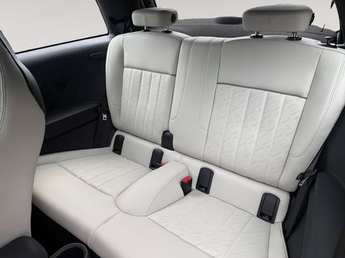 Certified 2026 MINI Cooper S FWD image 10